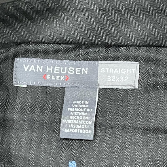 Van Heusen Pants - Picture 6 of 7